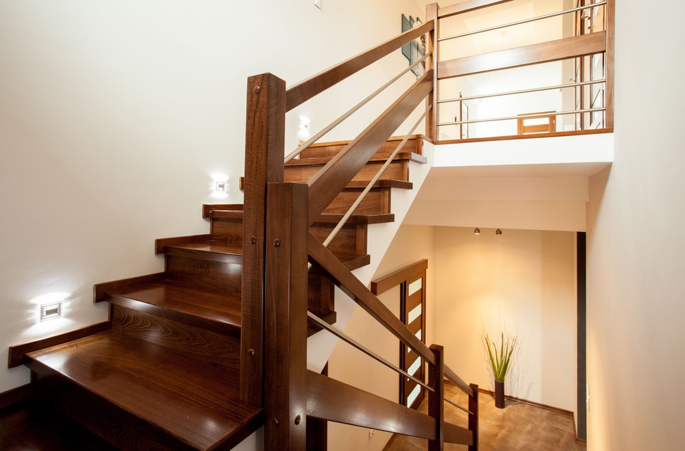 Tips for Painting Basement Stairway