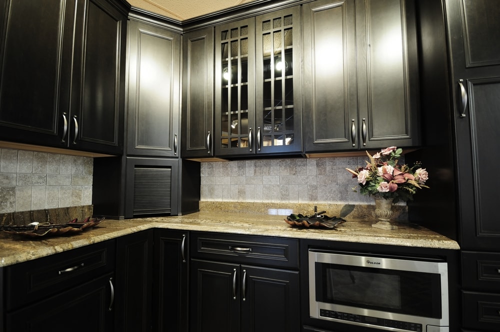 How Can Black Kitchen Cabinets Make a Small Kitchen Look Good? - The  Architects Diary